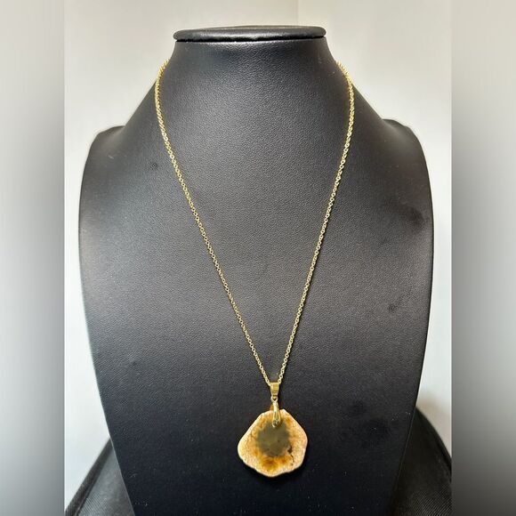 SALE! 18" gold tone chain with agate slice pendant, necklace! - Picture 14 of 15